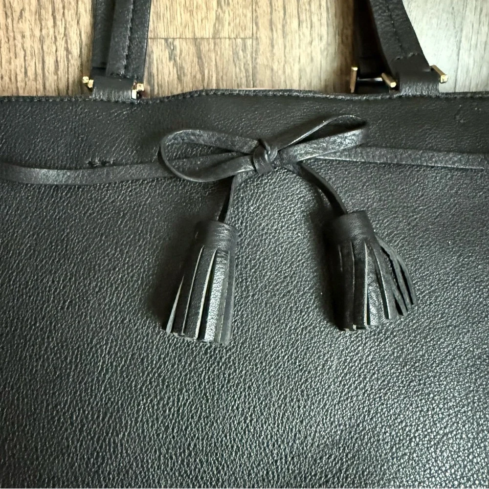 Kate Spade Hayes Pebbled Leather‎ Tote